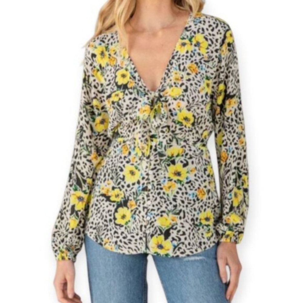 Lovestitch Yellow Floral V-Neck Blouse Sz.M EUC.